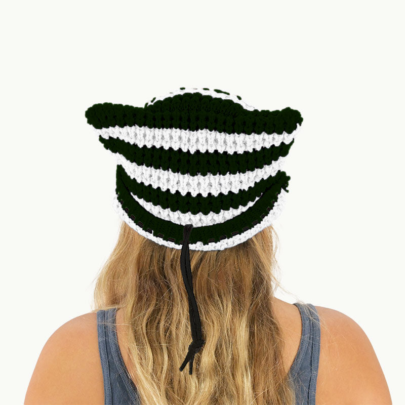 Black and White Striped Beanie Pack™